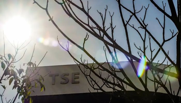 TSE mantém veto a posts que ligam Lula e Flávio ao crime organizado