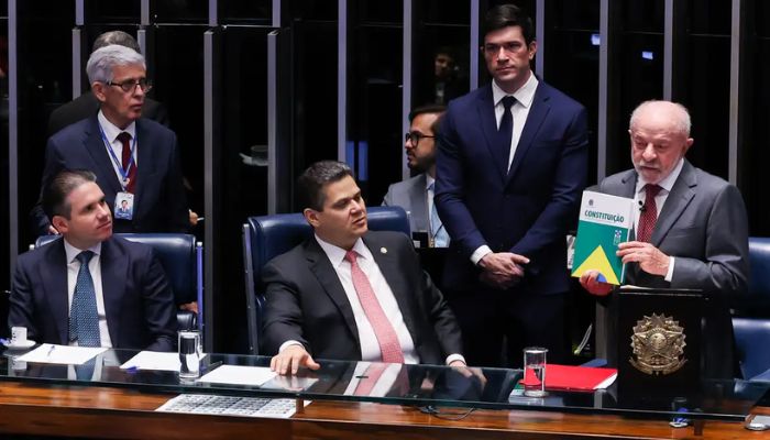 Congresso promulga emenda de aposentadoria especial de agente de saúde