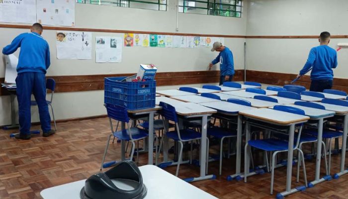 Programa Mãos Amigas atende 494 escolas e gera economia de R$ 4,4 milhões em 2026