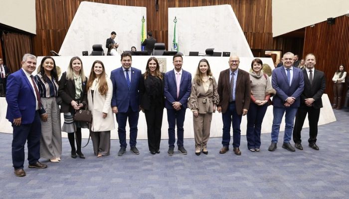 Aprovados projetos de Gugu Bueno para proteção de advogadas e suspensão de prazos administrativos no fim de ano