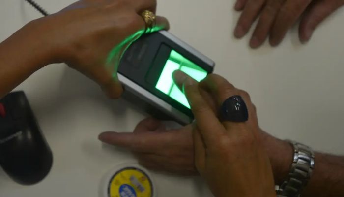 INSS alerta para golpes que usam informação falsa sobre biometria