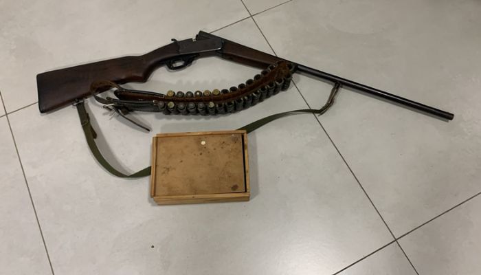 Porto Barreiro - PCPR cumpre mandado de busca e apreensão e prende homem por posse irregular de arma de fogo