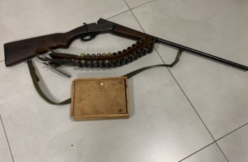 Porto Barreiro - PCPR cumpre mandado de busca e apreensão e prende homem por posse irregular de arma de fogo