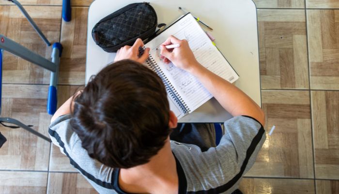 Enem: estudantes devem consultar escolas e prefeituras sobre transporte gratuito
