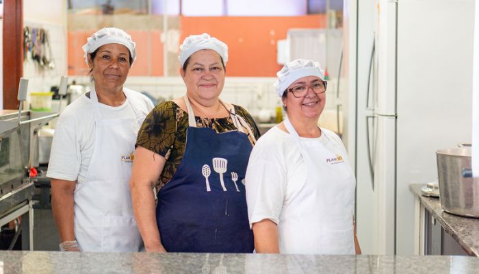 Dia da Merendeira Escolar: acolhimento a alunos vai além das refeições