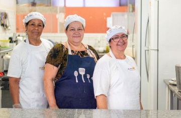 Dia da Merendeira Escolar: acolhimento a alunos vai além das refeições