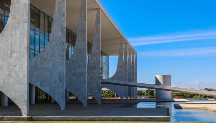 Instituto prevê impacto fiscal de R$ 40 bilhões com medidas de Lula